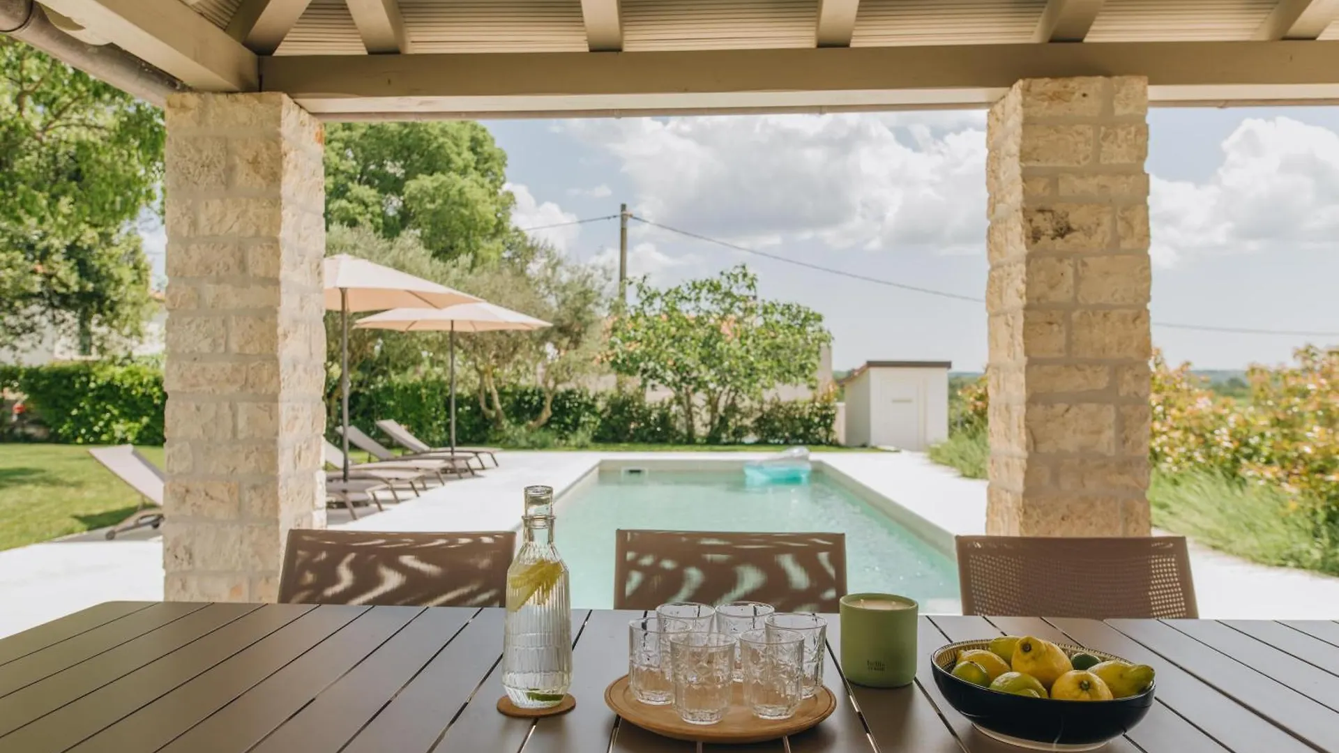הוילה Višnjan Casa Amalia